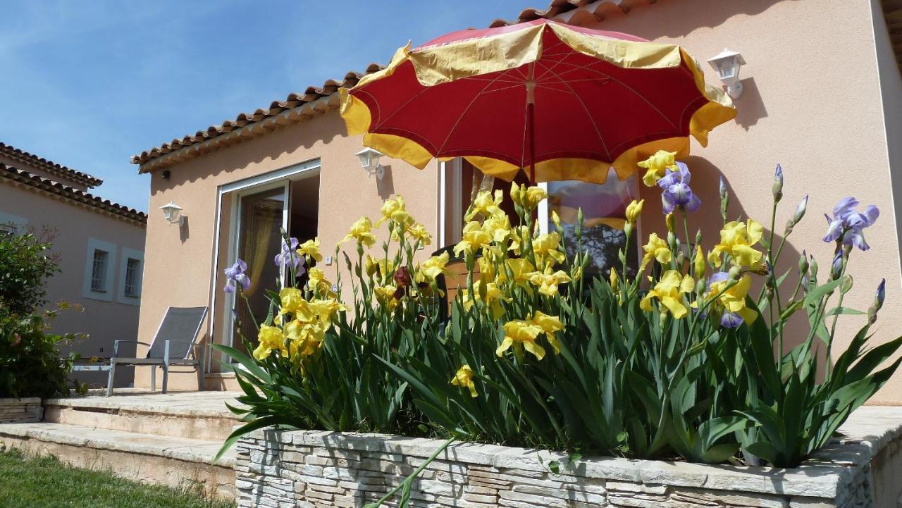 Les Cigalous Bed & Breakfast Restinclieres Екстериор снимка